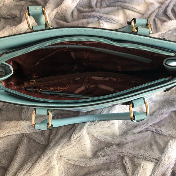 Purse - Picture 4 of 5